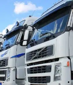 Pourquoi passer par la location d’un camion
