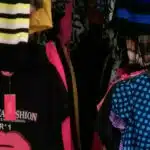 Pourquoi proposer des t-shirts femme originaux dans votre boutique de mode ?